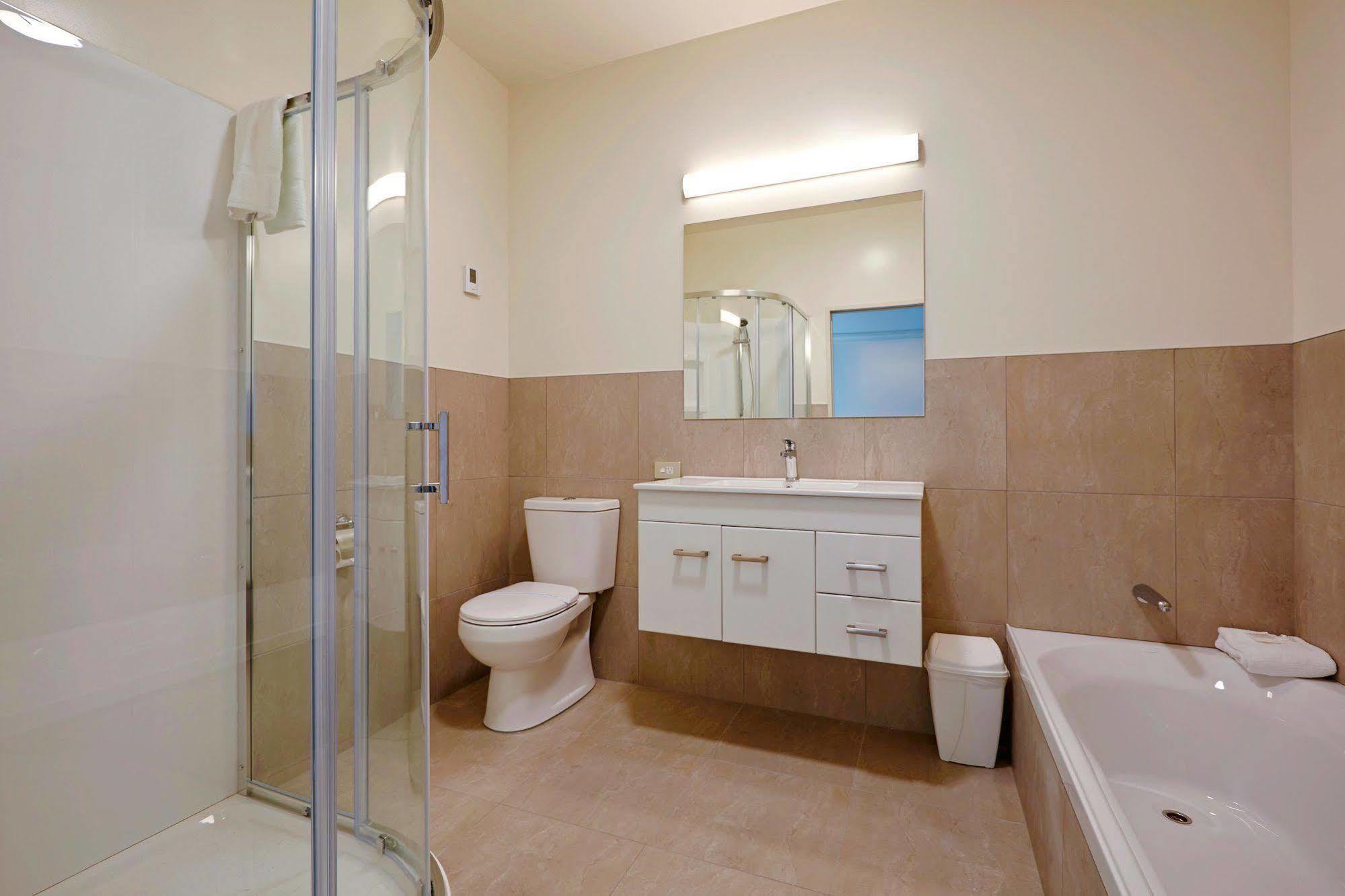 Hotel Koura Bay Golf 4*